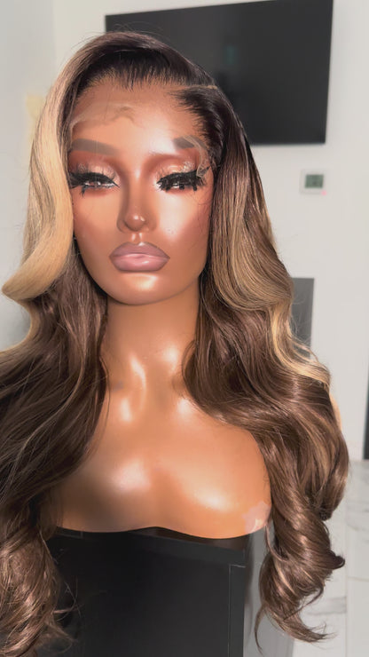 Glueless Honey Blonde Highlighted Closure